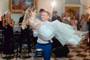 Esküvői-táncoktatás-Győr-Timi-Zsolti_Premium-Show tánctanár